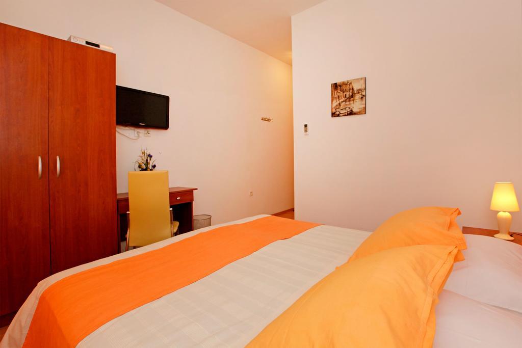 Guest House Kod Peskarije Vela Luka Bilik gambar