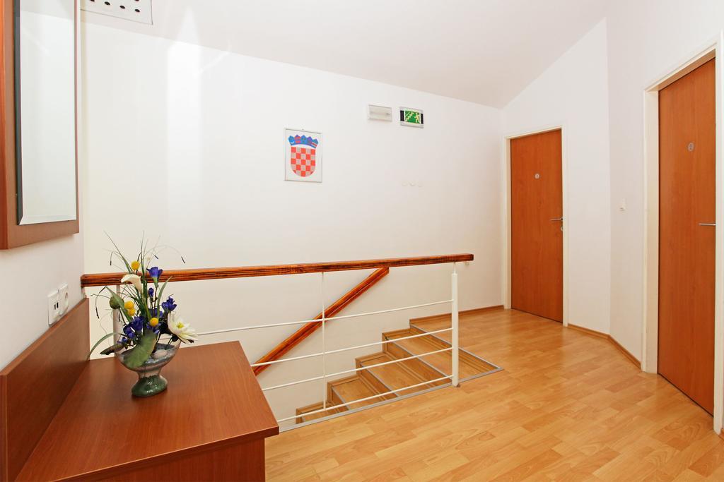 Guest House Kod Peskarije Vela Luka Luaran gambar